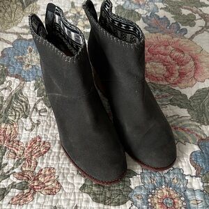 Tom’s Gray Ankle Boots
